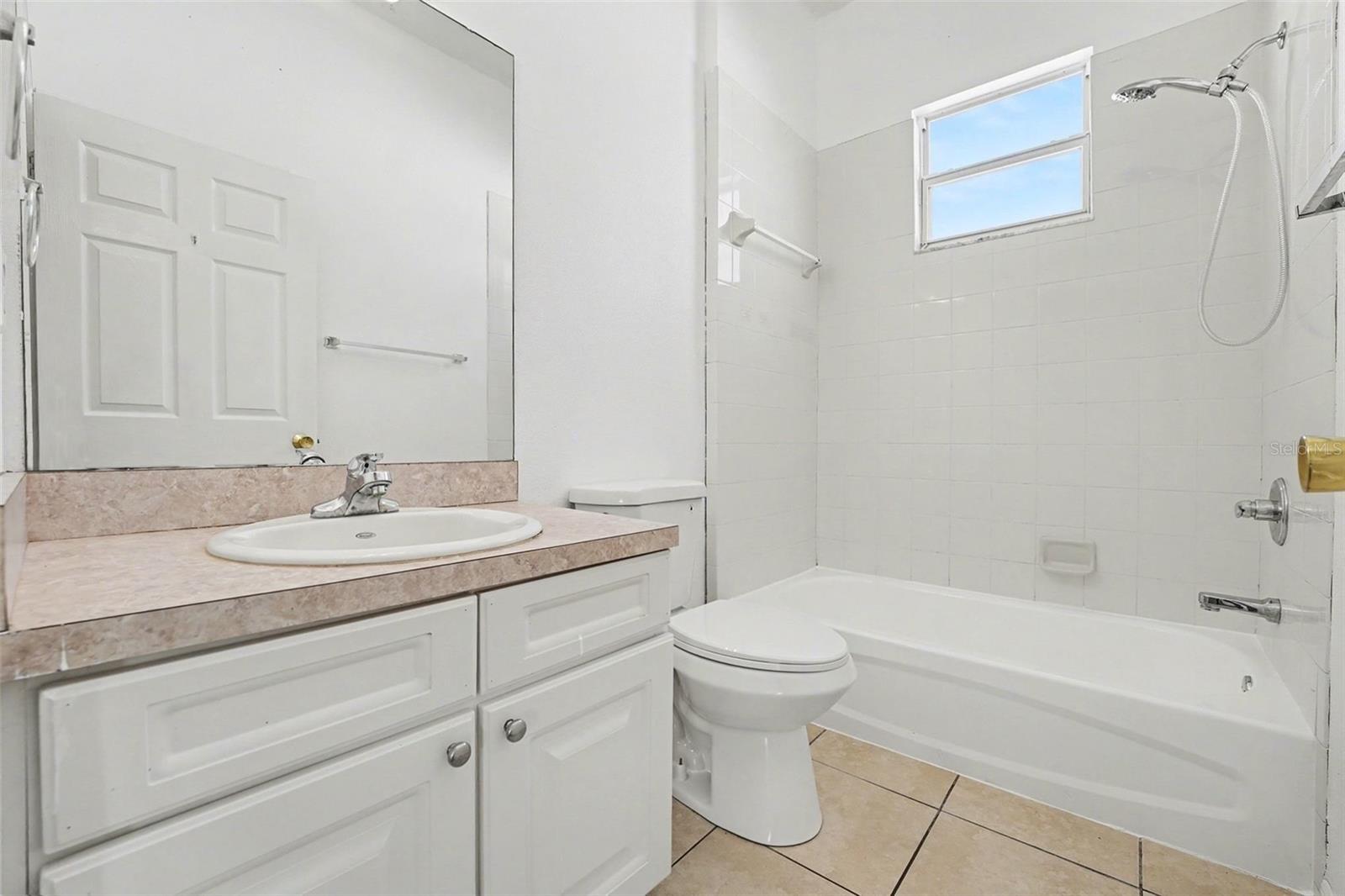 6228 ALAMANDA HILLS BLVD, LAKELAND, FL, 33813