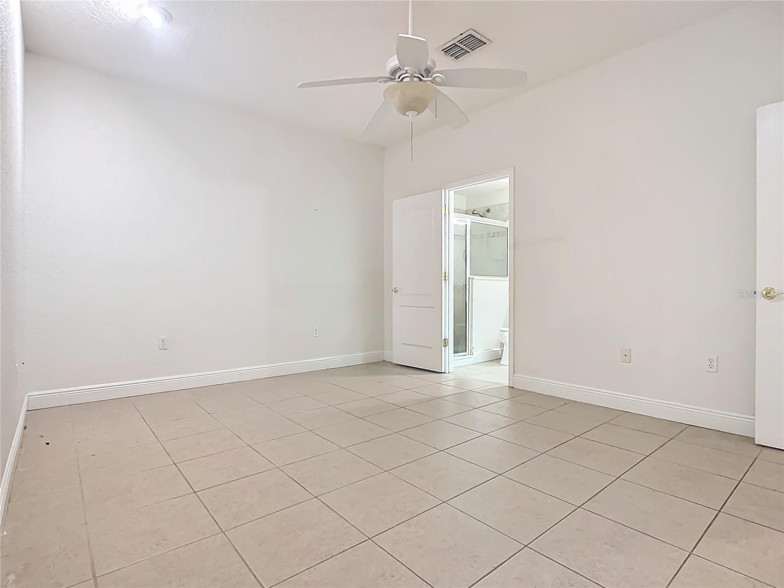 132 ORANGE AVE, CLERMONT, FL, 34711