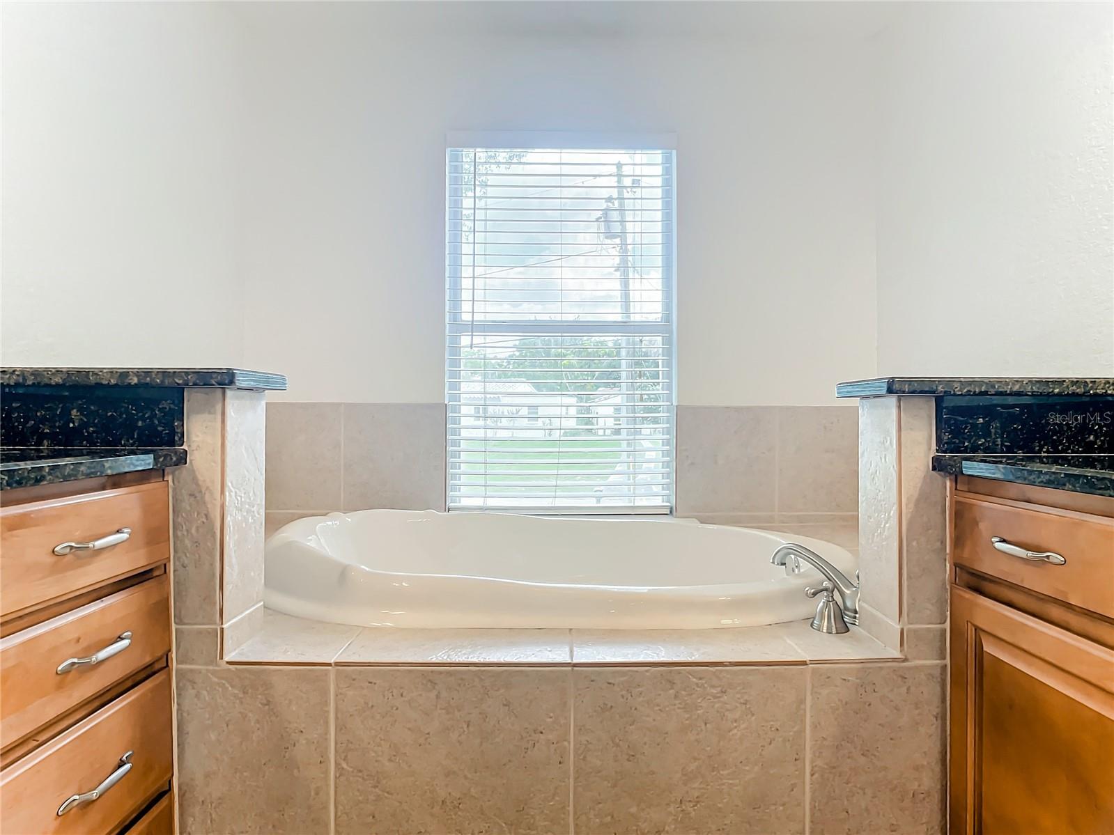 132 ORANGE AVE, CLERMONT, FL, 34711