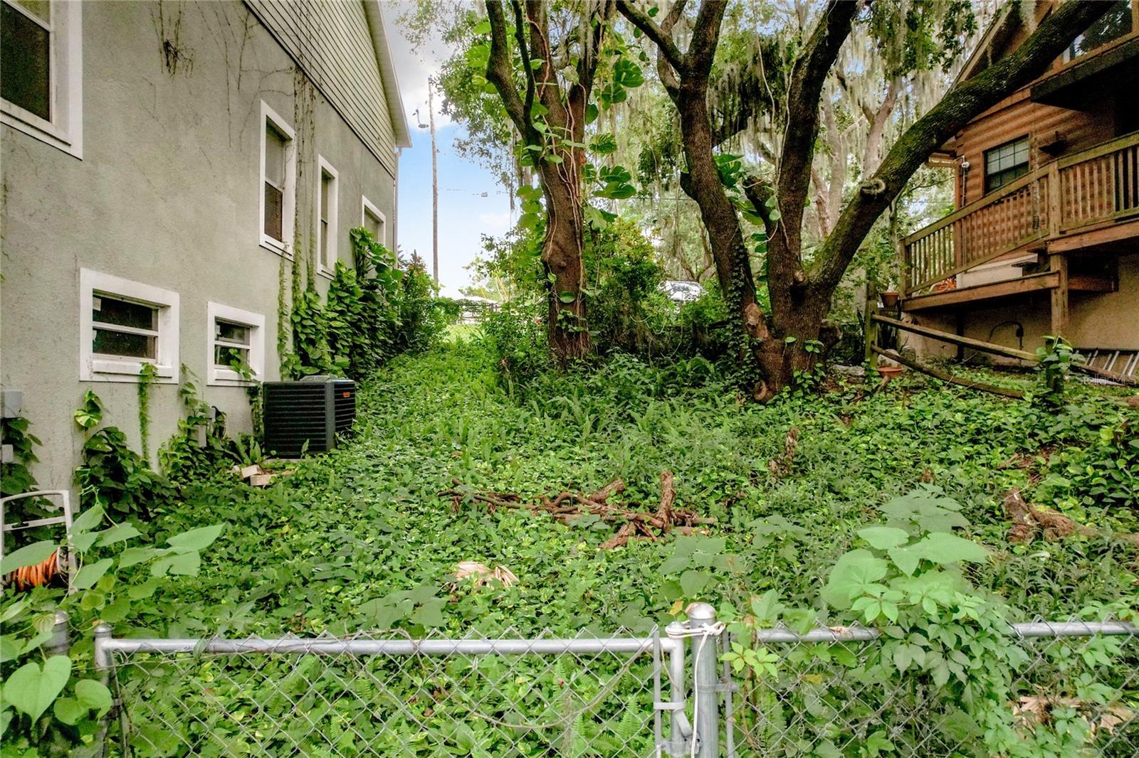 132 ORANGE AVE, CLERMONT, FL, 34711