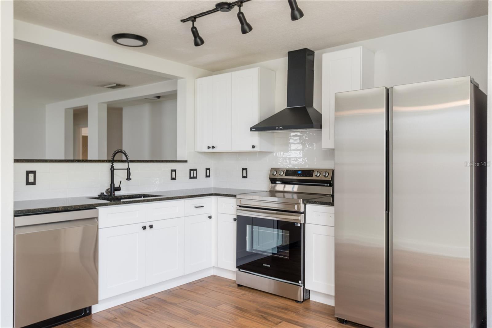 11813 PRICKLY PEAR WAY, SEFFNER, FL, 33584