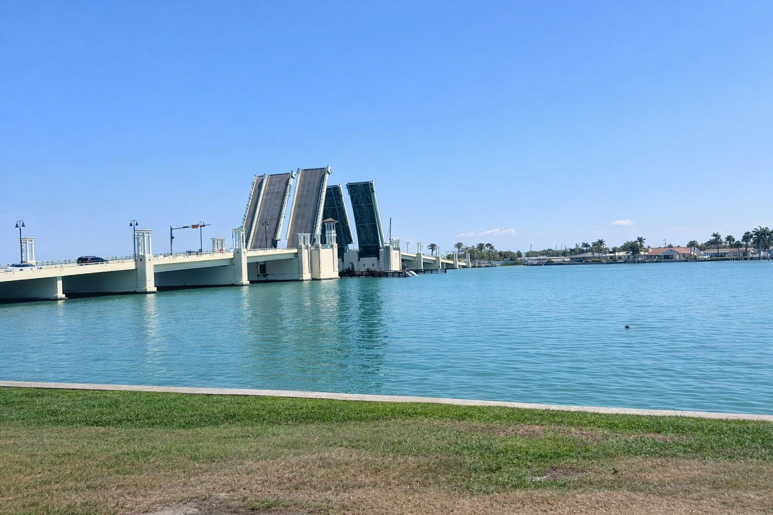 500 TREASURE ISLAND CSWY #109, TREASURE ISLAND, FL, 33706