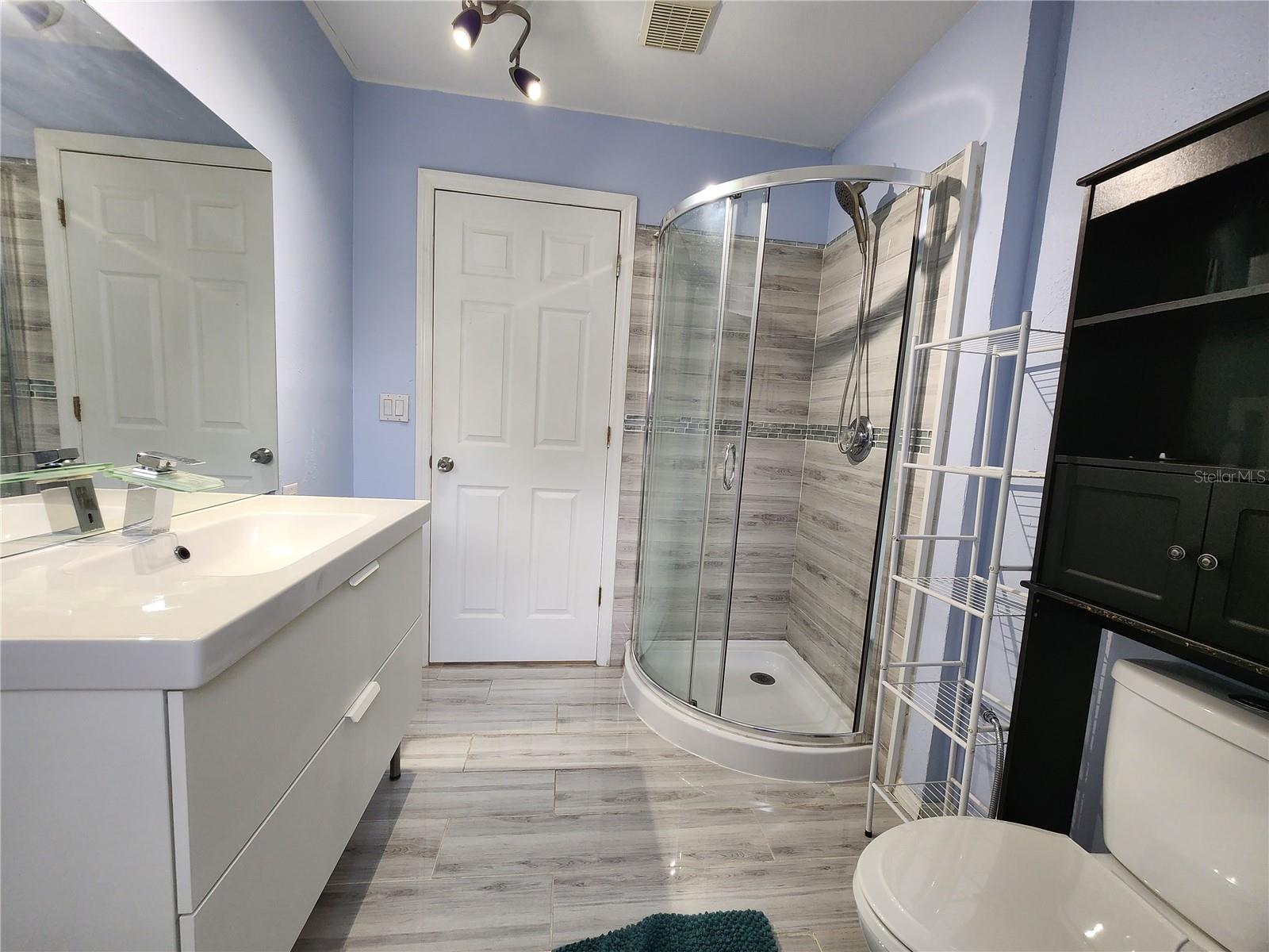 3401 E SLIGH AVE, TAMPA, FL, 33610