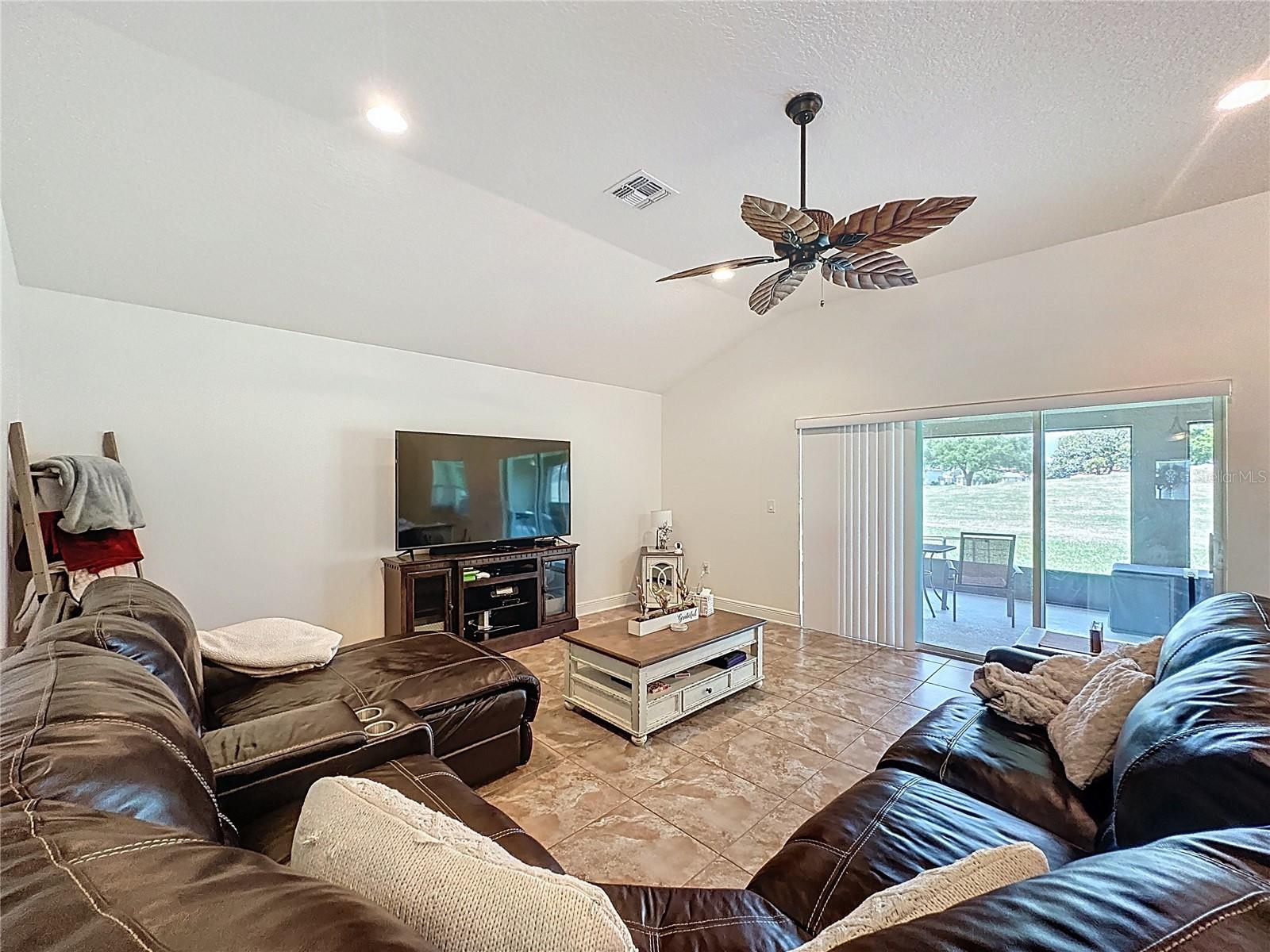 30454 ISLAND CLUB DR, DEER ISLAND, FL, 32778