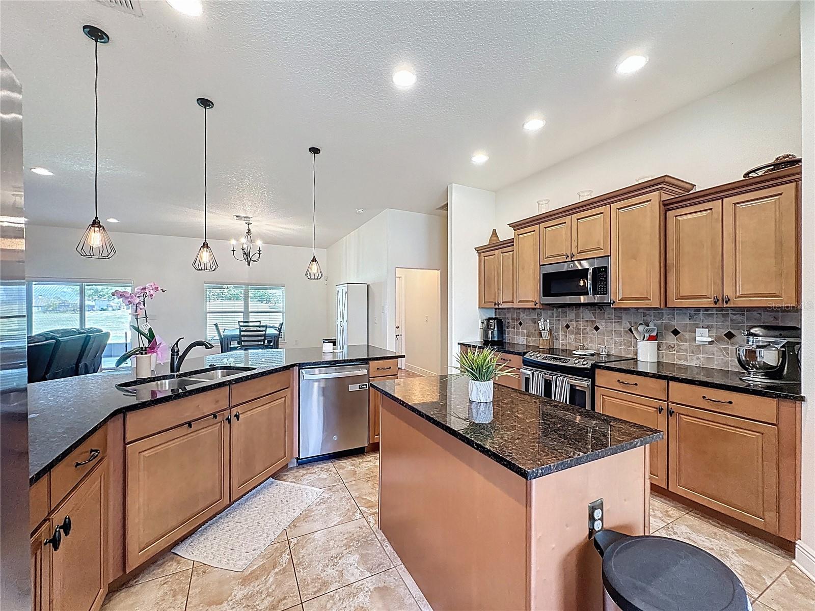 30454 ISLAND CLUB DR, DEER ISLAND, FL, 32778