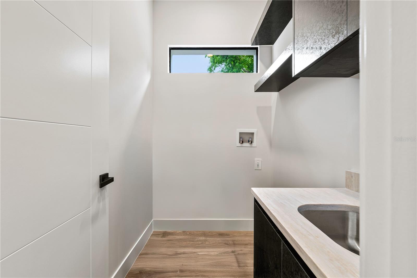 3104 W PINE ST, TAMPA, FL, 33607