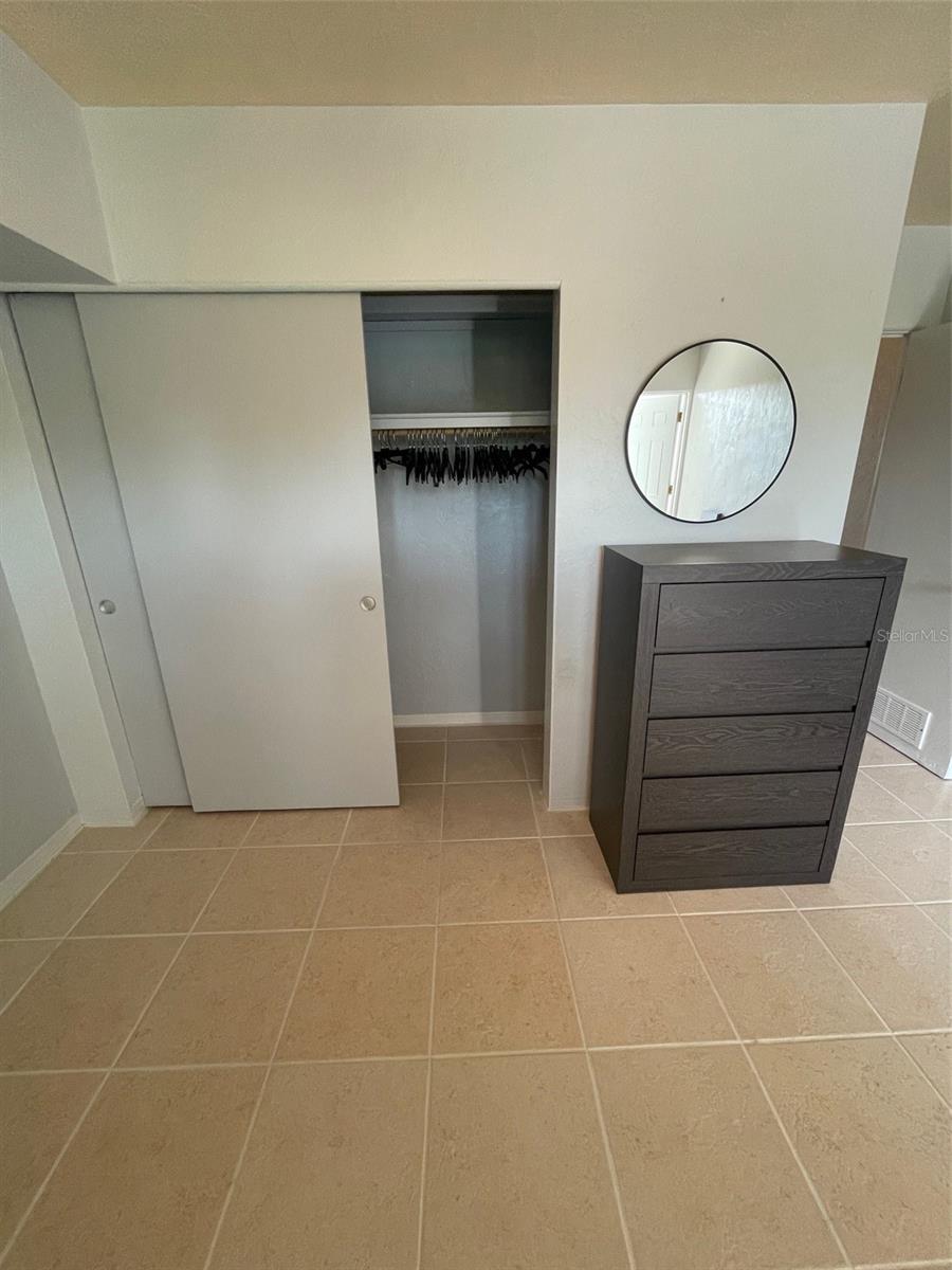 4051 58TH ST N #243, KENNETH CITY, FL, 33709