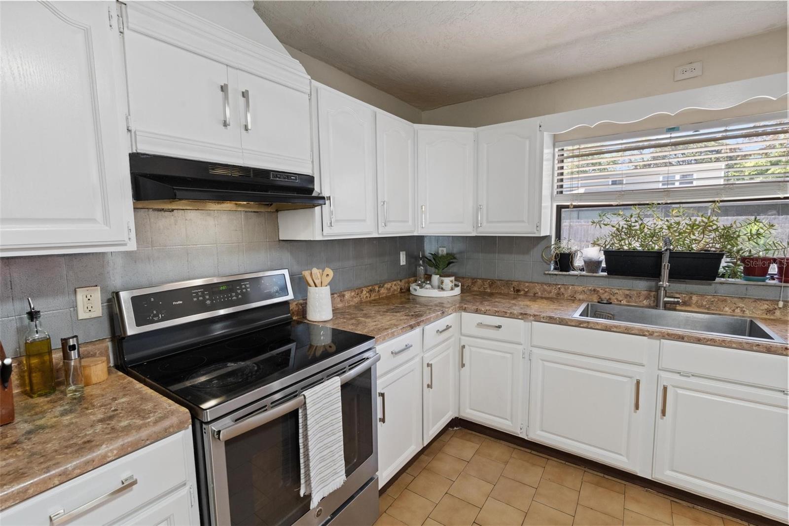2798 67TH ST N, ST PETERSBURG, FL, 33710