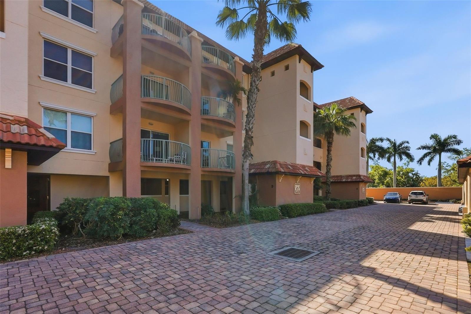1695 PINELLAS BAYWAY S #E4, TIERRA VERDE, FL, 33715