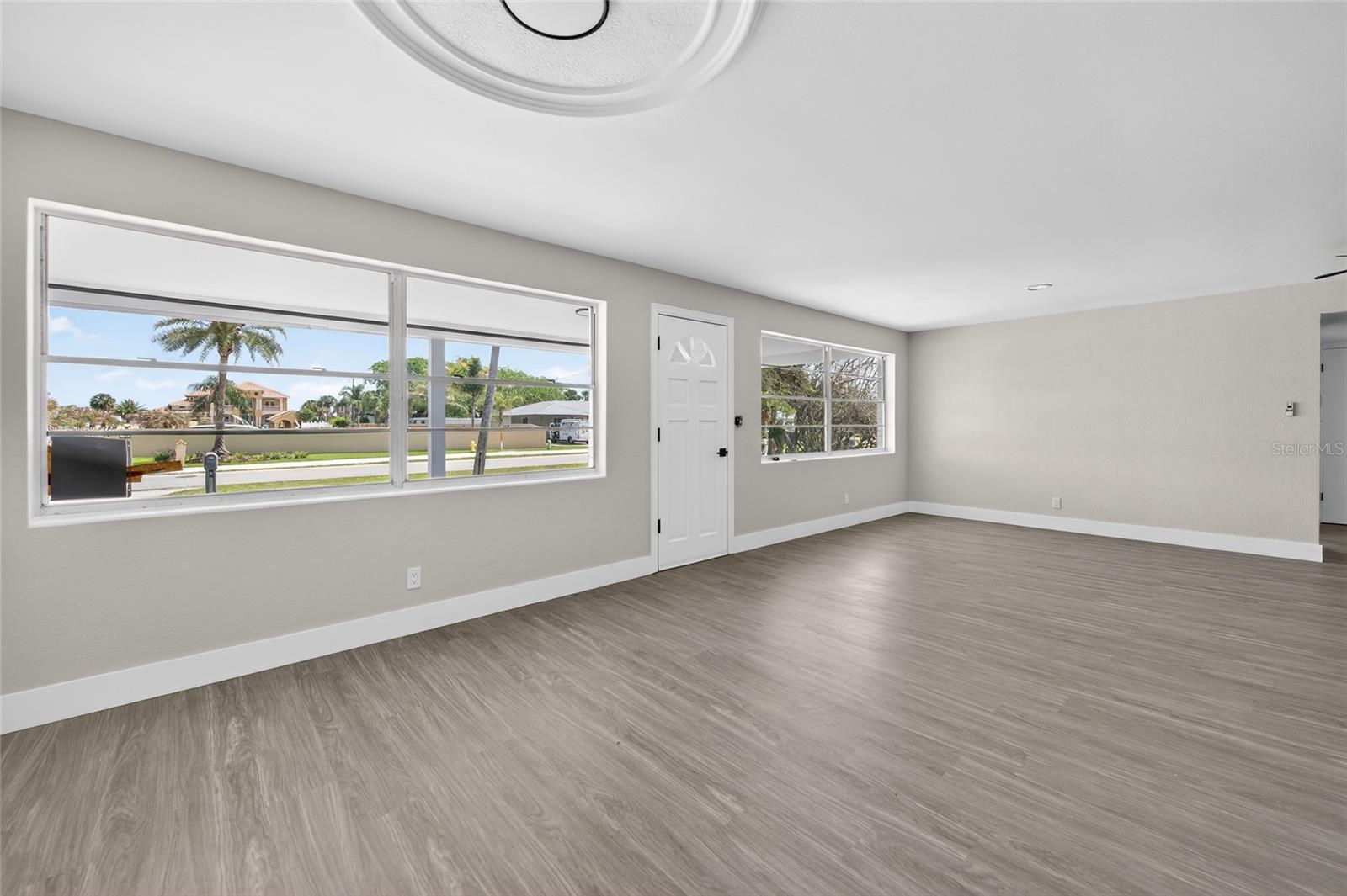 1822 S PALMETTO AVE, SOUTH DAYTONA, FL, 32119
