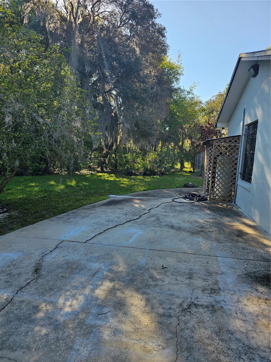 1745 FOXCREEK LN, APOPKA, FL, 32703