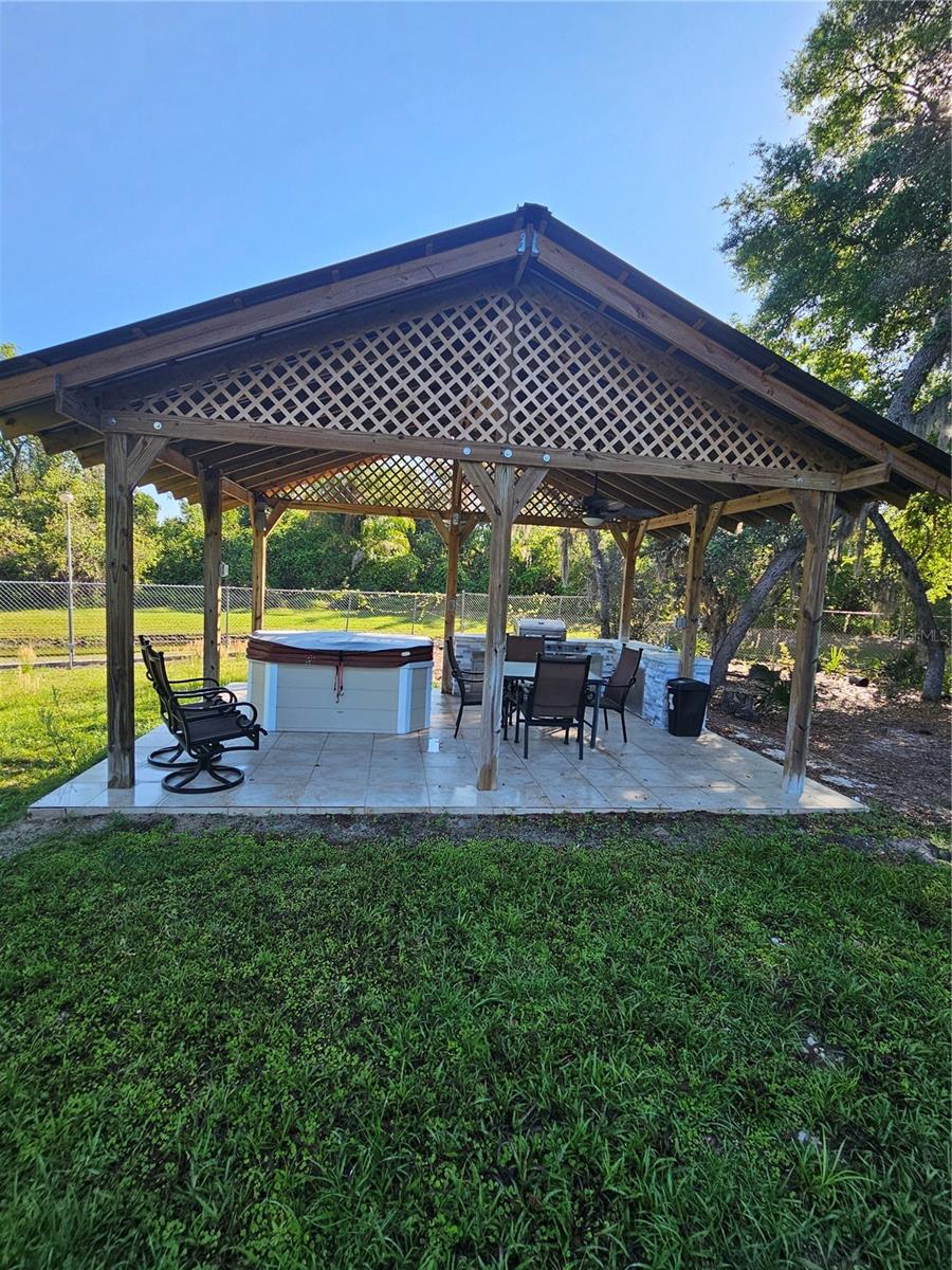1745 FOXCREEK LN, APOPKA, FL, 32703
