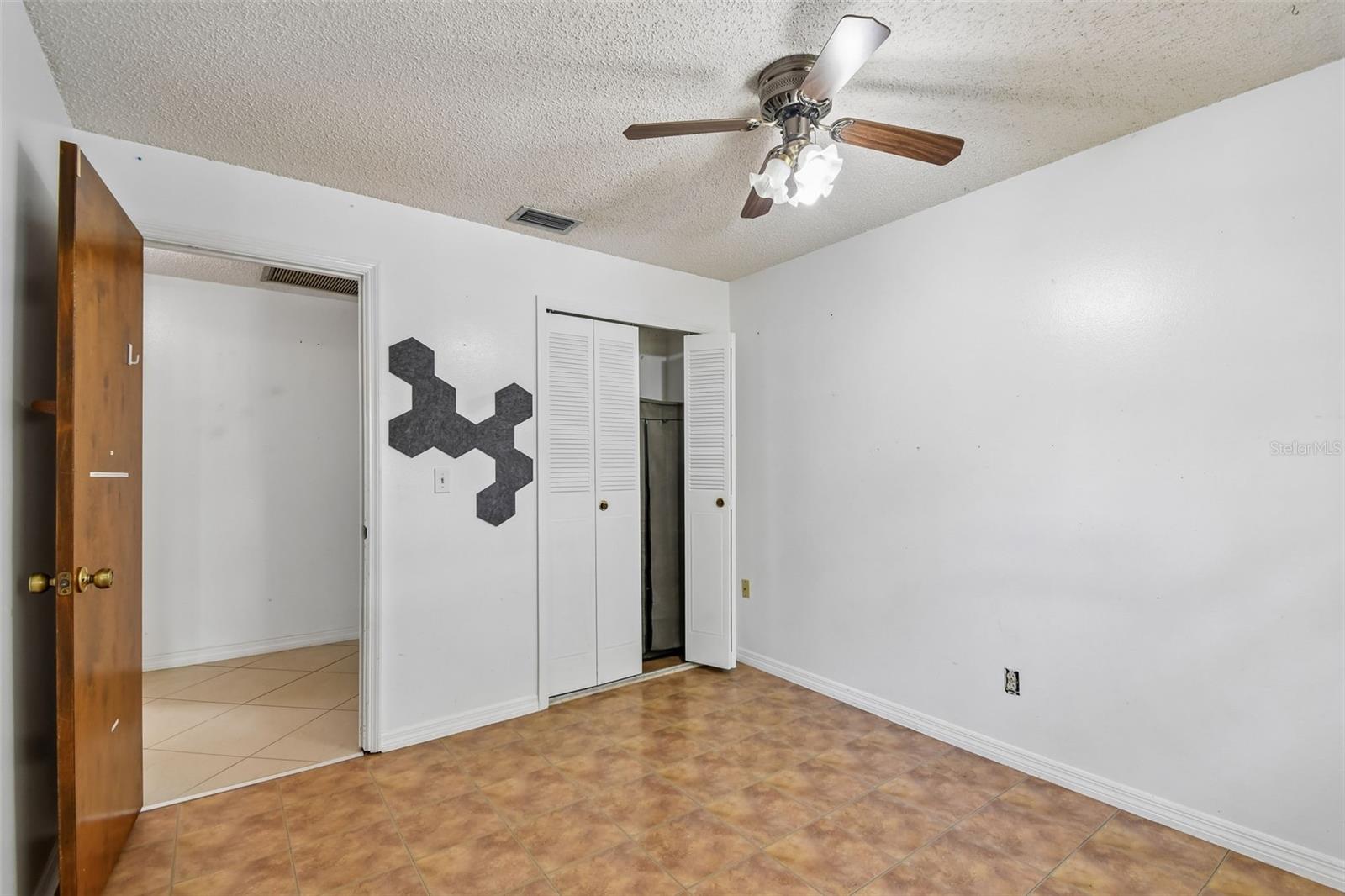 13635 BERKSHIRE CT, GRAND ISLAND, FL, 32735