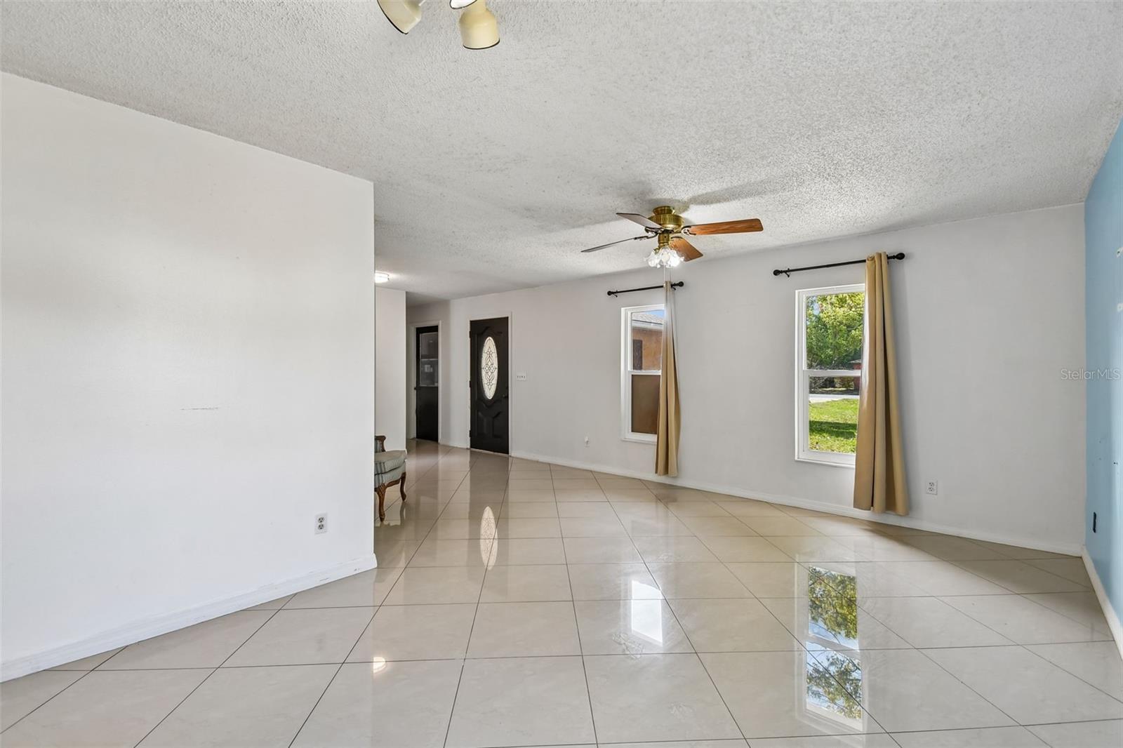 13635 BERKSHIRE CT, GRAND ISLAND, FL, 32735