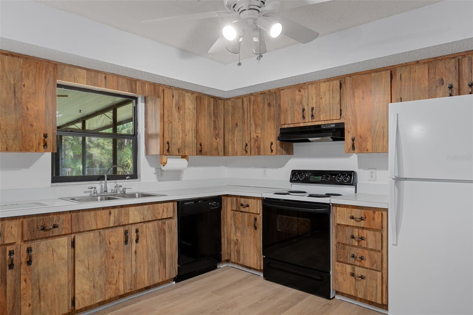 7095 W GREENWOOD LN, CRYSTAL RIVER, FL, 34429