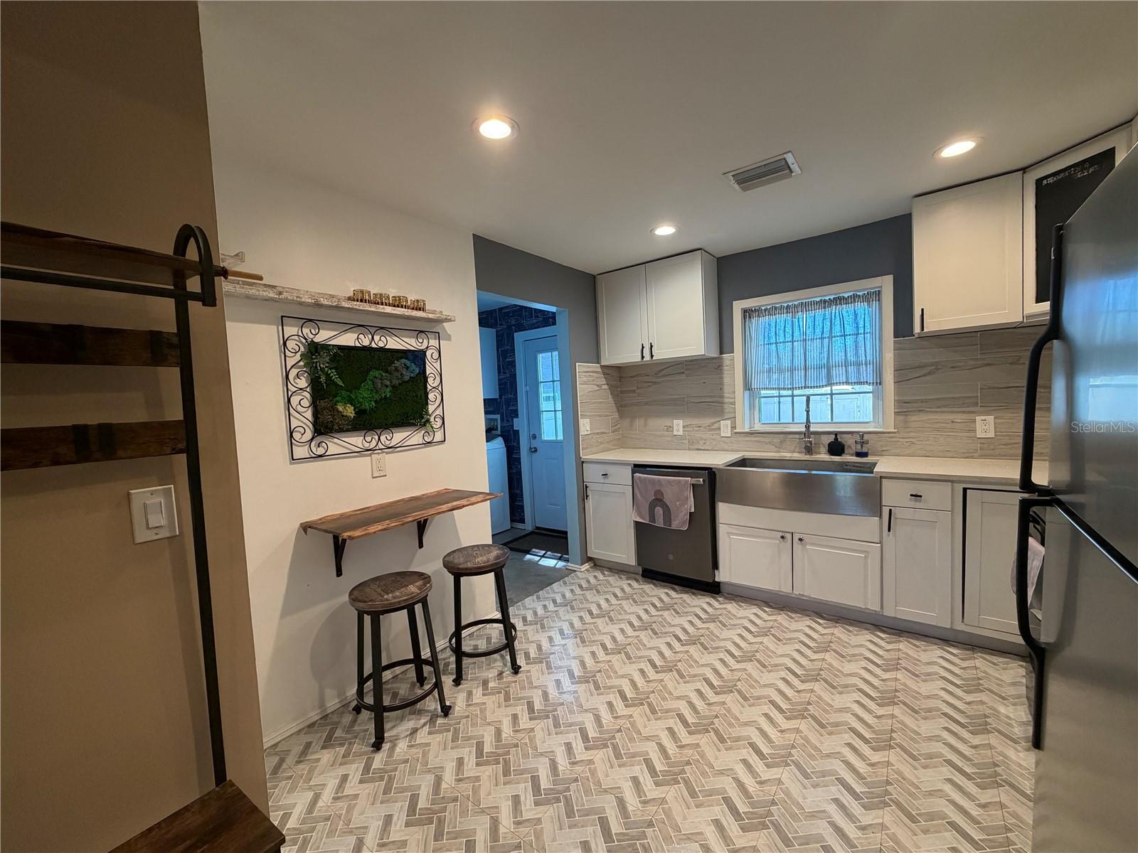2516 3RD AVE S, ST PETERSBURG, FL, 33712
