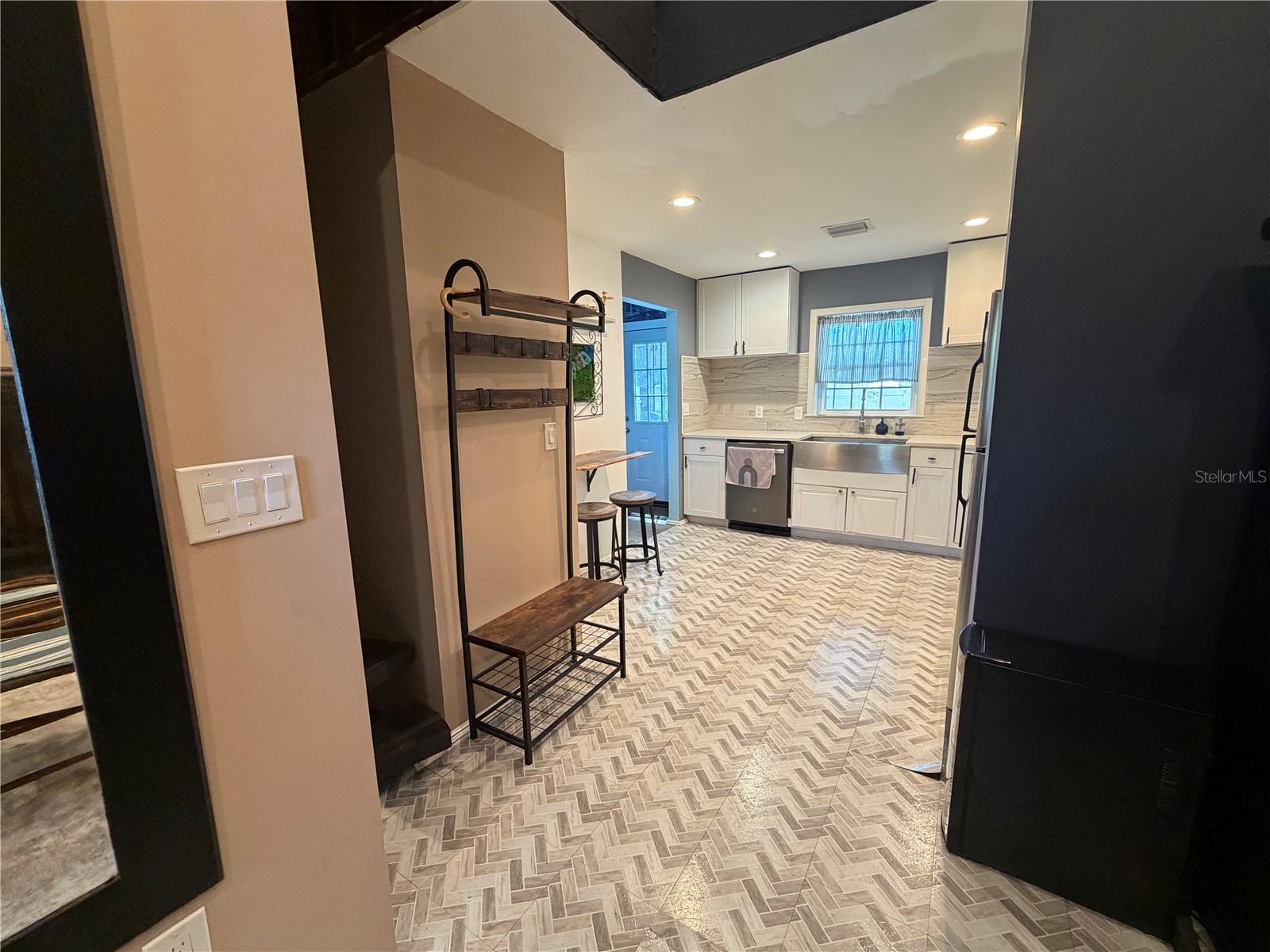 2516 3RD AVE S, ST PETERSBURG, FL, 33712