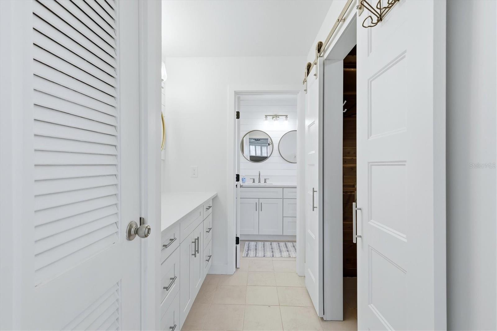 616 LYONS LN, LONGBOAT KEY, FL, 34228