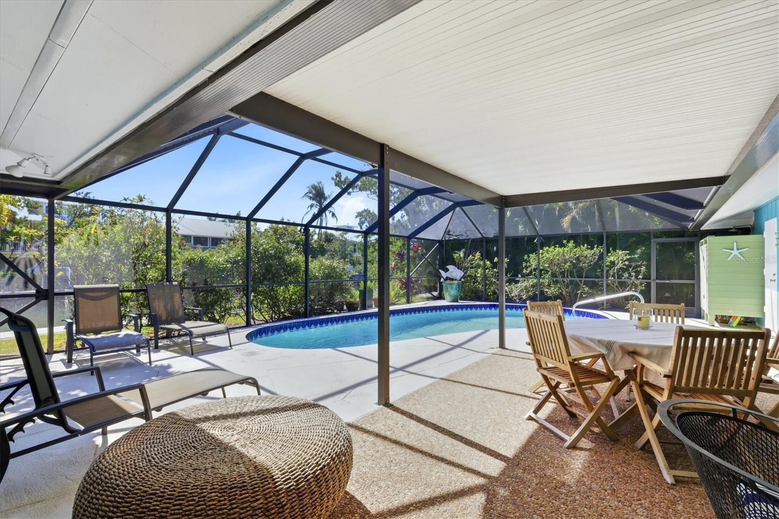 616 LYONS LN, LONGBOAT KEY, FL, 34228