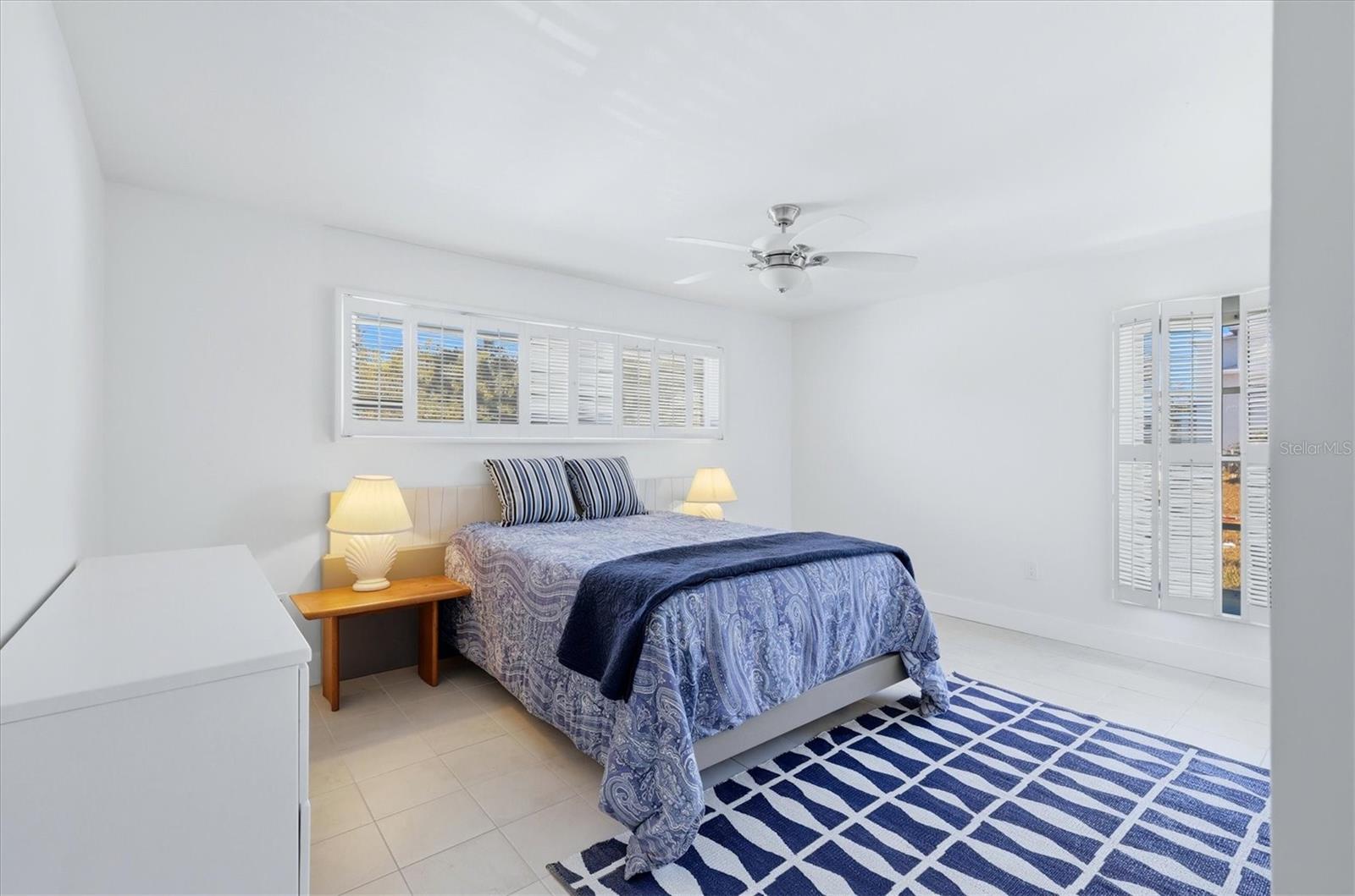 616 LYONS LN, LONGBOAT KEY, FL, 34228