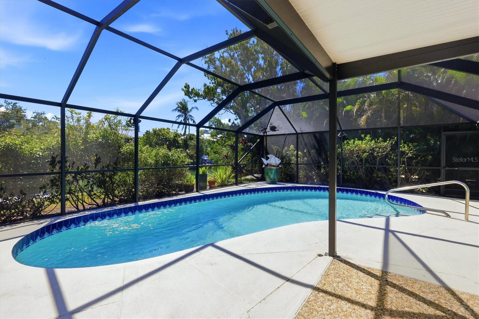 616 LYONS LN, LONGBOAT KEY, FL, 34228