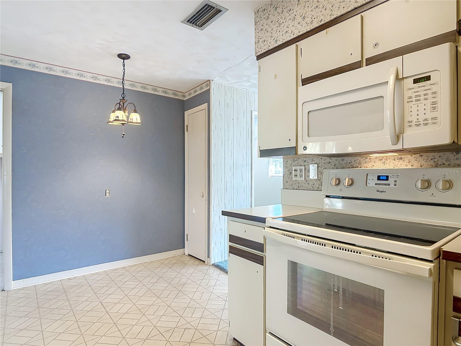 6 FAIRWAY CIR, NEW SMYRNA BEACH, FL, 32168
