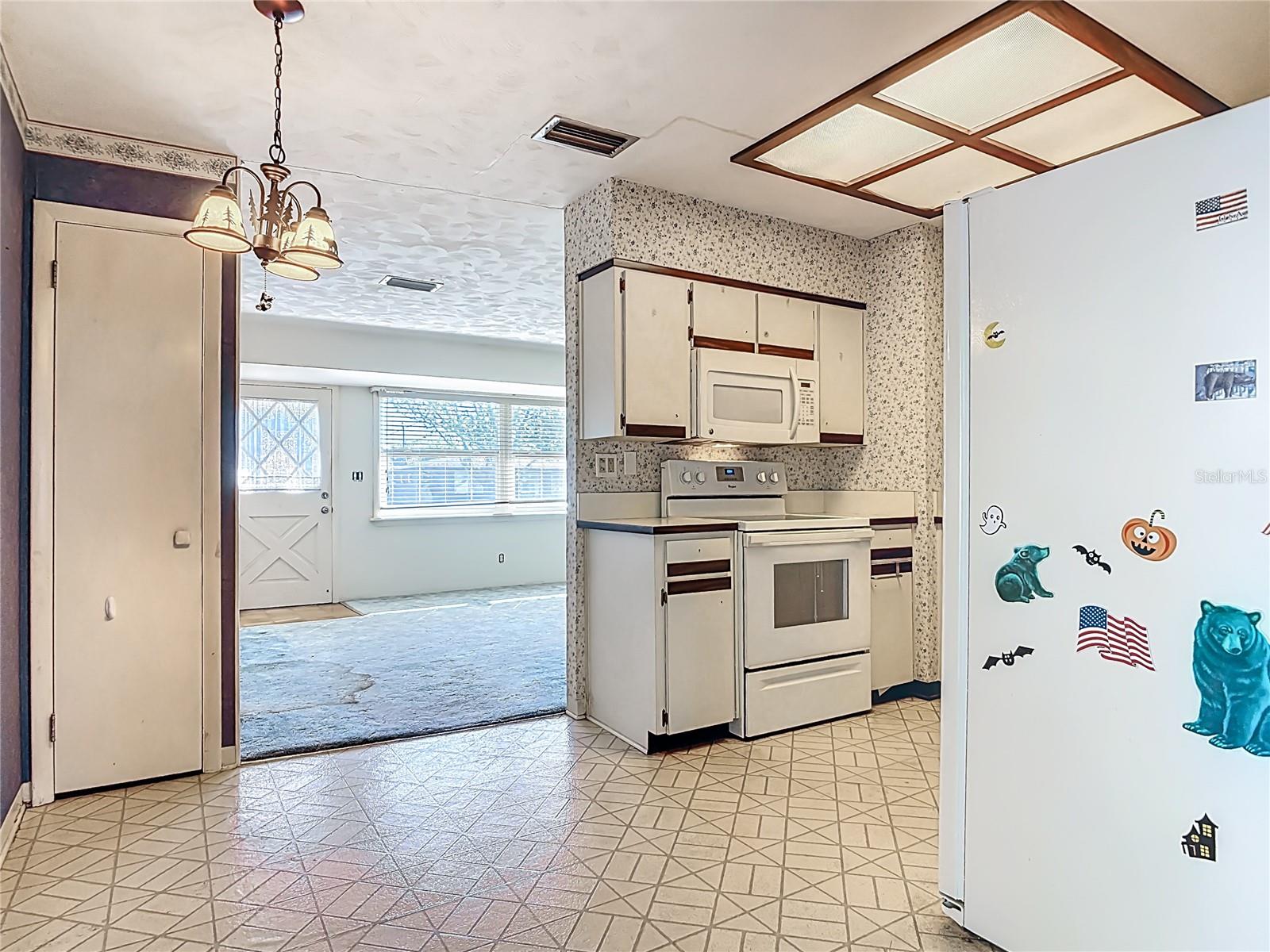 6 FAIRWAY CIR, NEW SMYRNA BEACH, FL, 32168