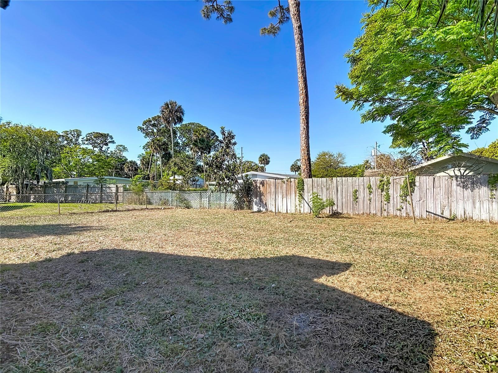 6 FAIRWAY CIR, NEW SMYRNA BEACH, FL, 32168
