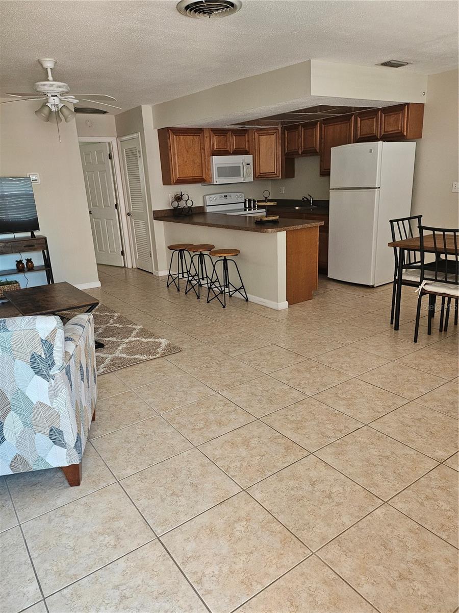 220 PARK BLVD N #202, VENICE, FL, 34285