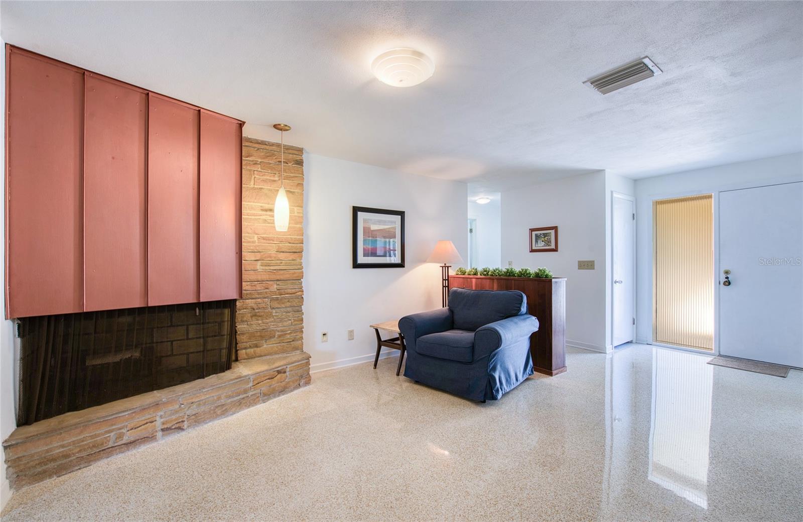 1631 CHATEAU DR, CLEARWATER, FL, 33756