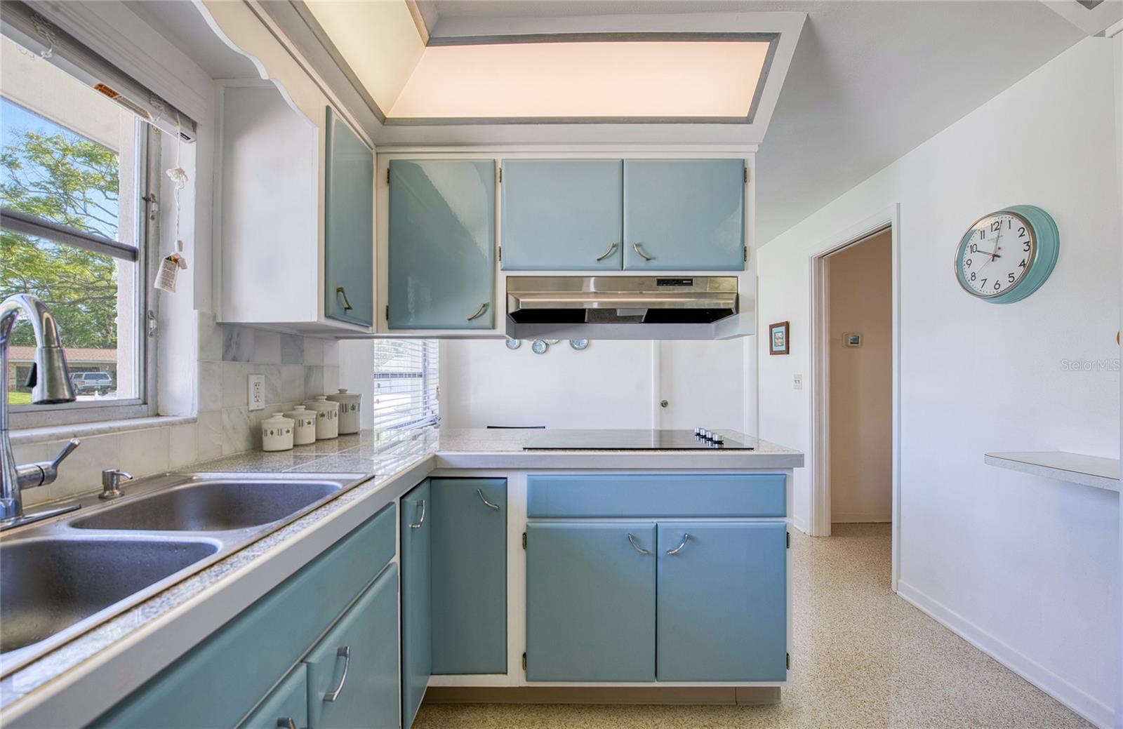 1631 CHATEAU DR, CLEARWATER, FL, 33756