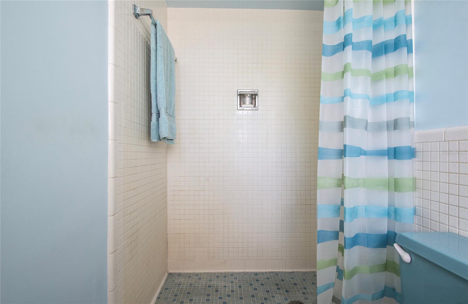1631 CHATEAU DR, CLEARWATER, FL, 33756