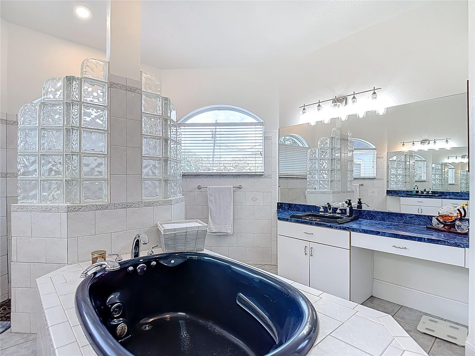 18520 OAK WAY DR, HUDSON, FL, 34667