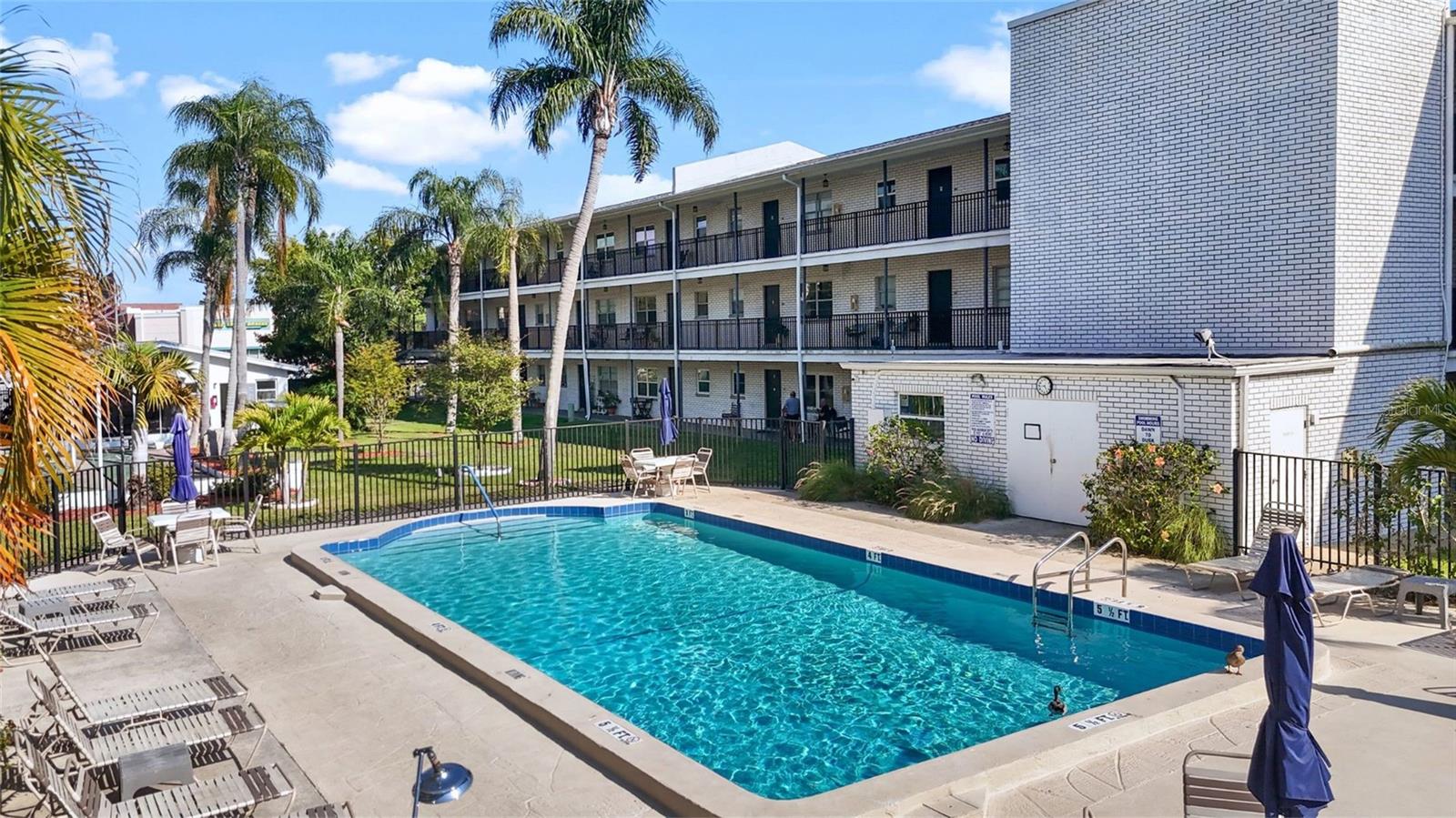 4050 4TH ST N #122, ST PETERSBURG, FL, 33703