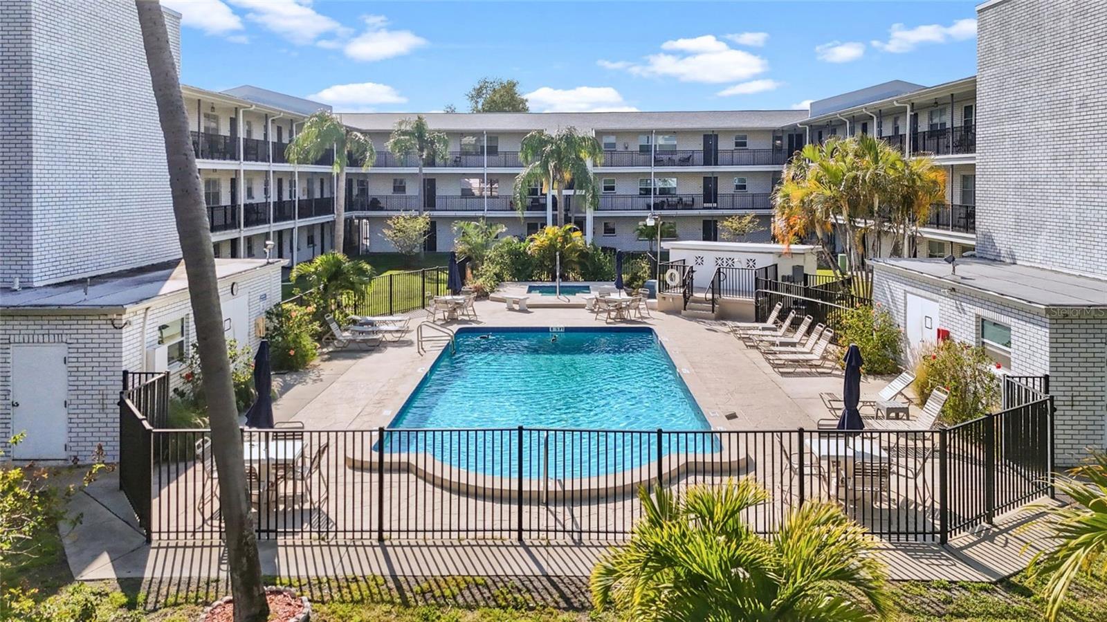 4050 4TH ST N #122, ST PETERSBURG, FL, 33703