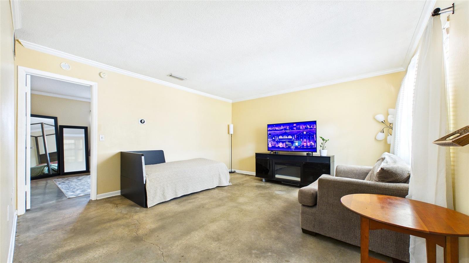 4050 4TH ST N #122, ST PETERSBURG, FL, 33703