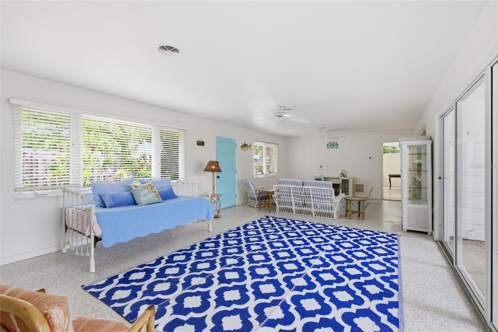 528 RALPH ST, SIESTA KEY, FL, 34242