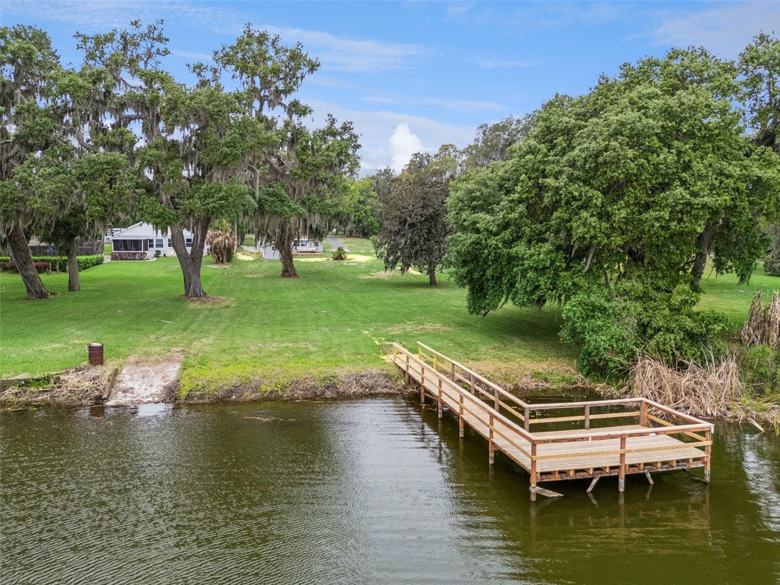 2316 N GRIFFIN DR, LEESBURG, FL, 34748