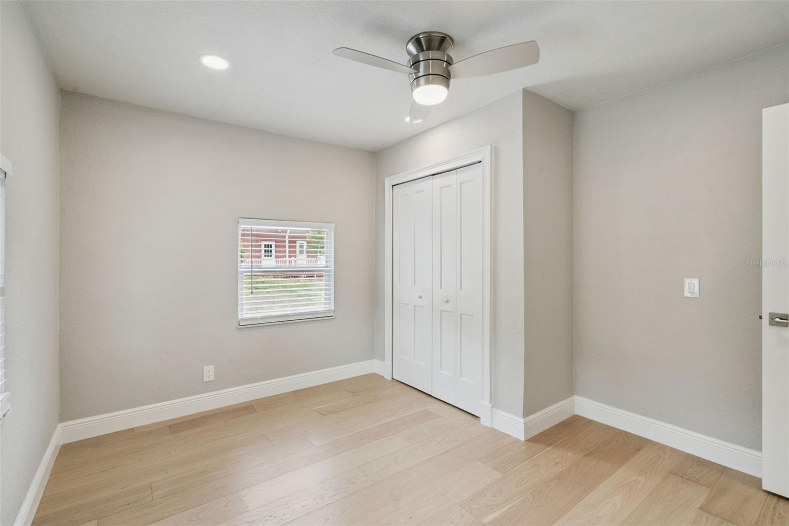 2316 N GRIFFIN DR, LEESBURG, FL, 34748