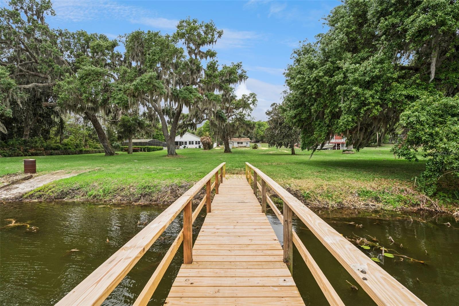 2316 N GRIFFIN DR, LEESBURG, FL, 34748