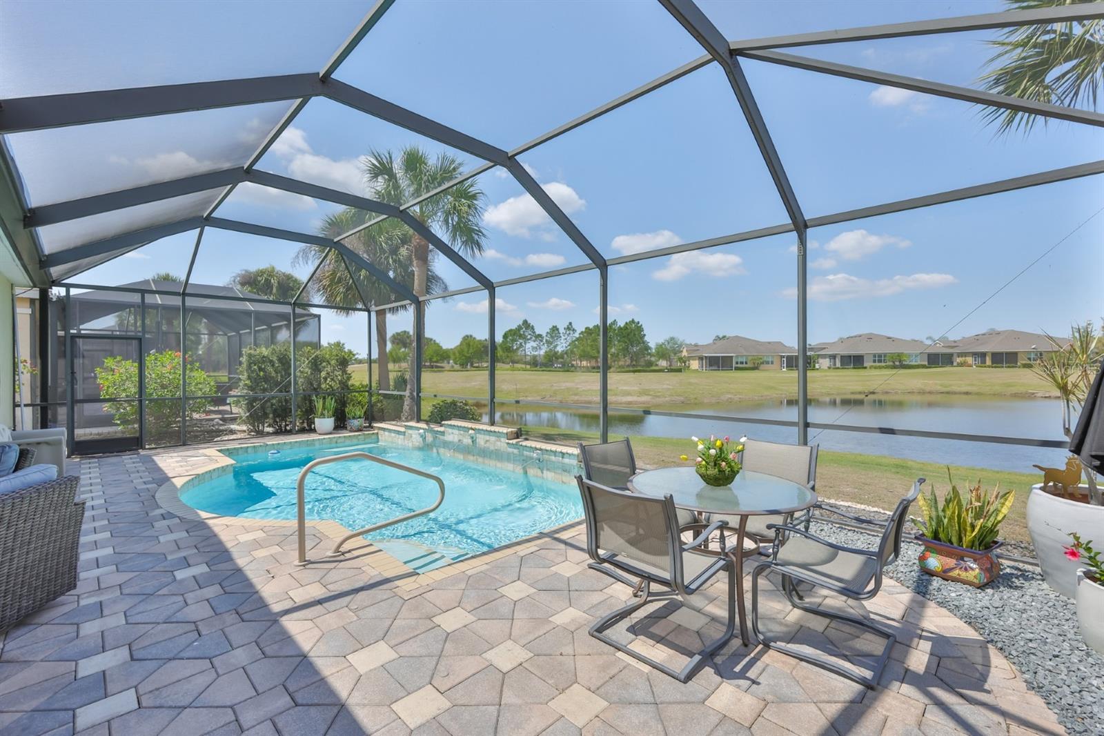 1045 EMERALD DUNES DR, SUN CITY CENTER, FL, 33573