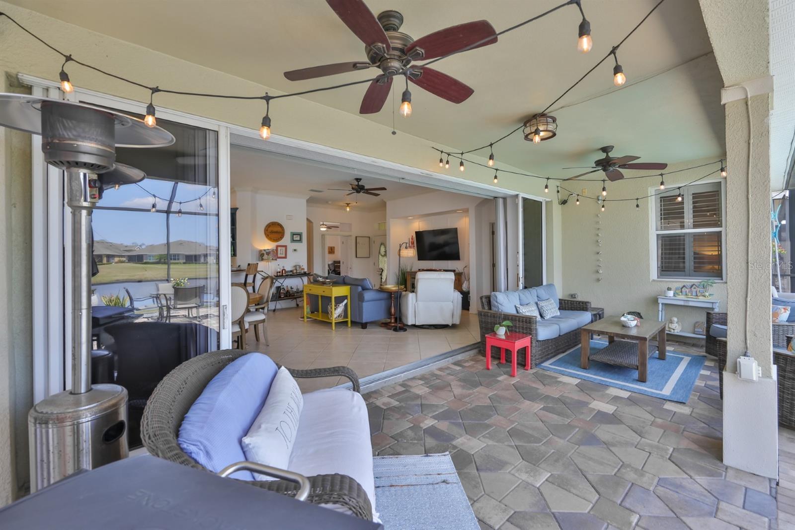 1045 EMERALD DUNES DR, SUN CITY CENTER, FL, 33573