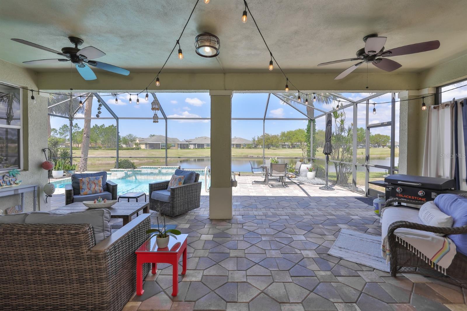 1045 EMERALD DUNES DR, SUN CITY CENTER, FL, 33573