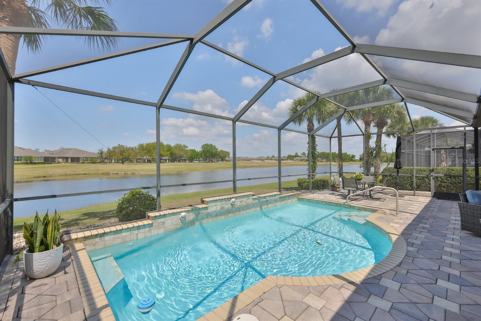 1045 EMERALD DUNES DR, SUN CITY CENTER, FL, 33573