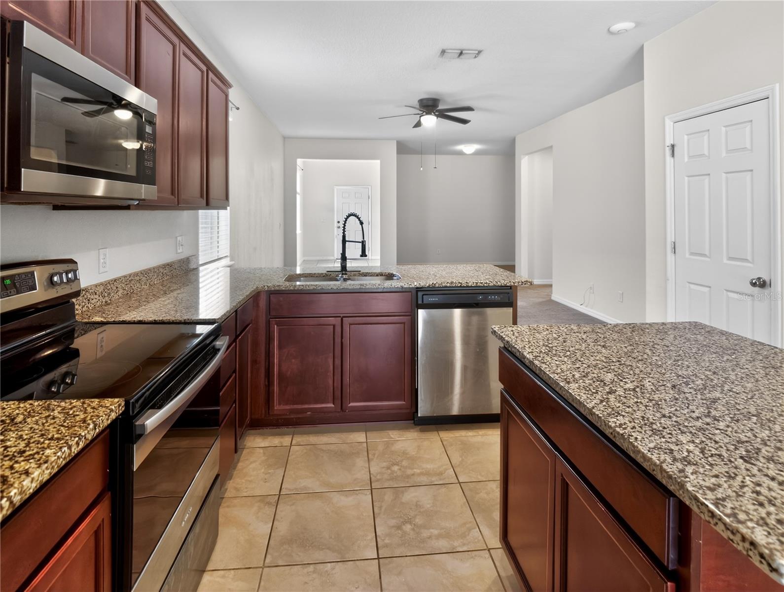 17520 BUTTERFLY PEA CT, CLERMONT, FL, 34714