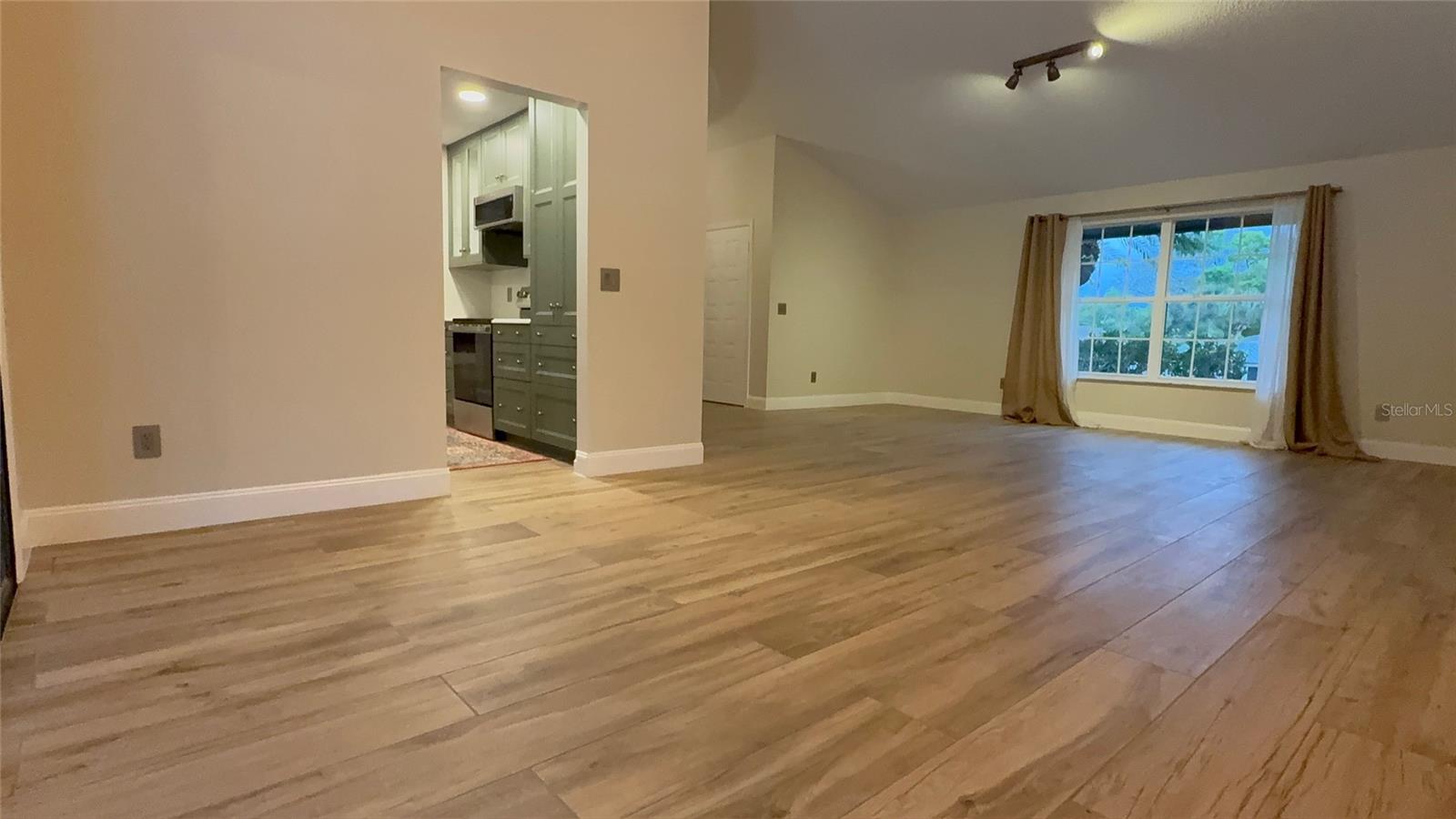 9115 BAY SIDE CT, ORLANDO, FL, 32819