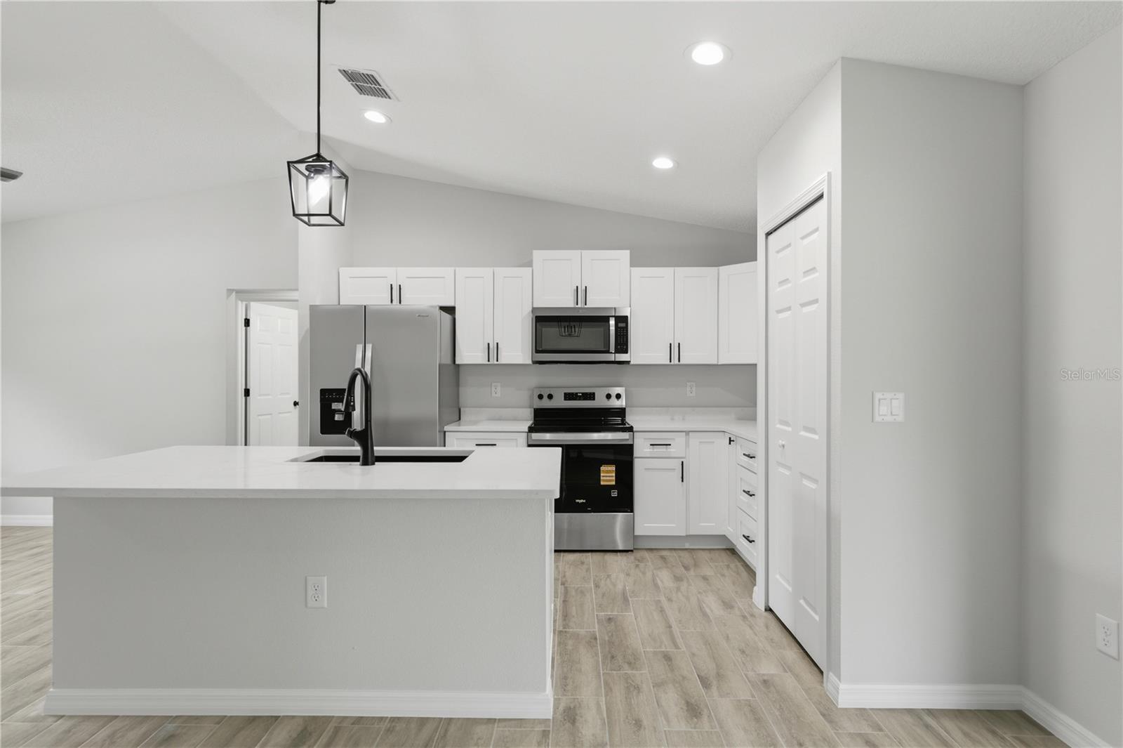 5894 NW 63RD PL, OCALA, FL, 34482
