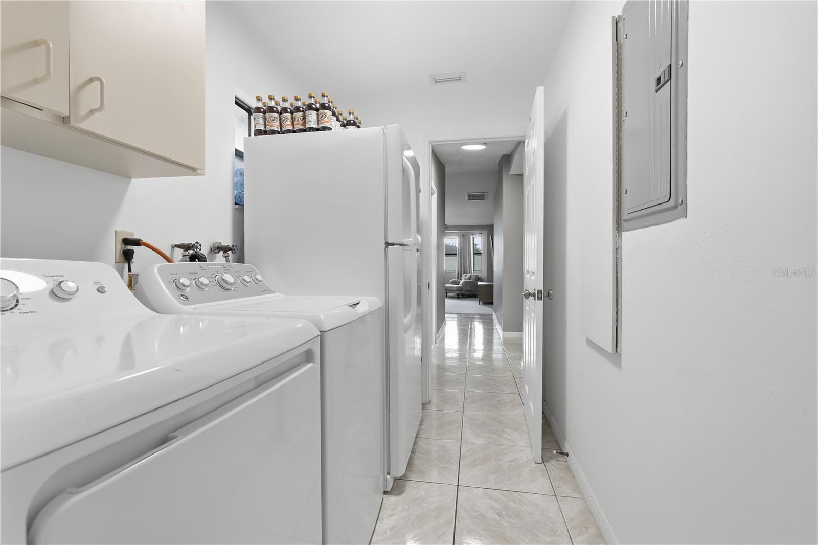 1111 S COOPER DR, DELTONA, FL, 32725