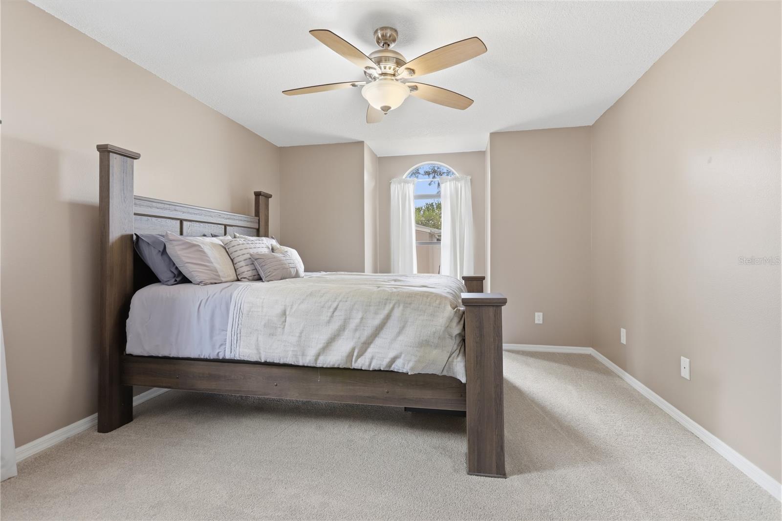 1111 S COOPER DR, DELTONA, FL, 32725