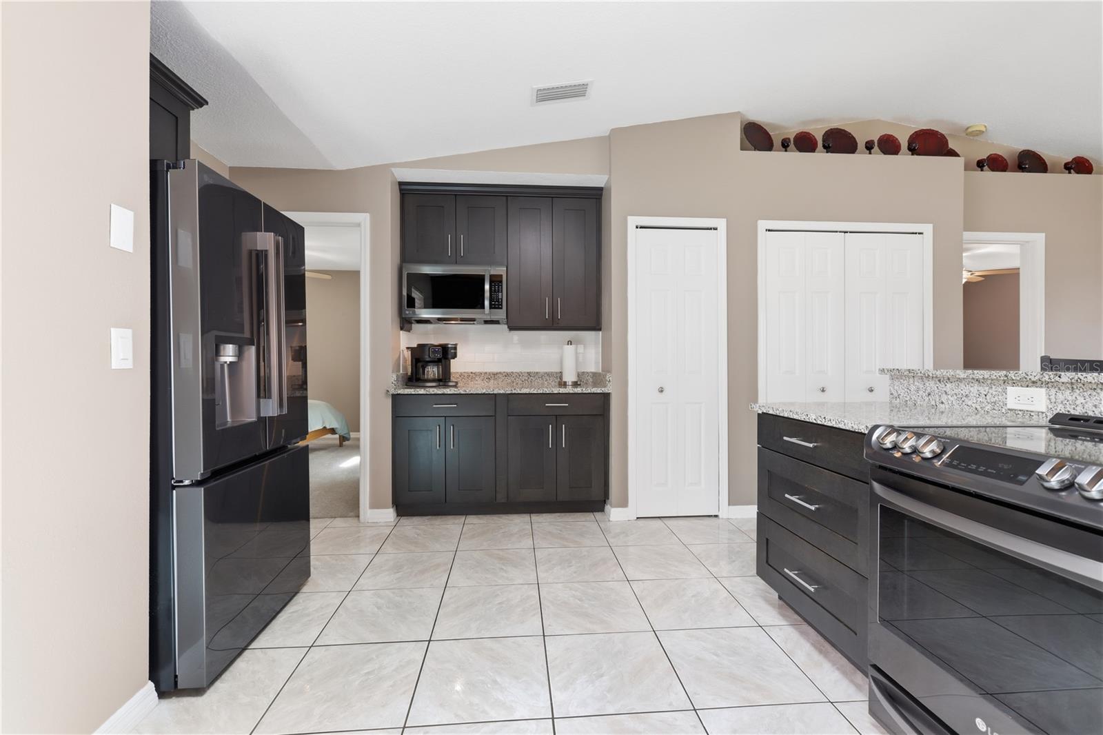 1111 S COOPER DR, DELTONA, FL, 32725